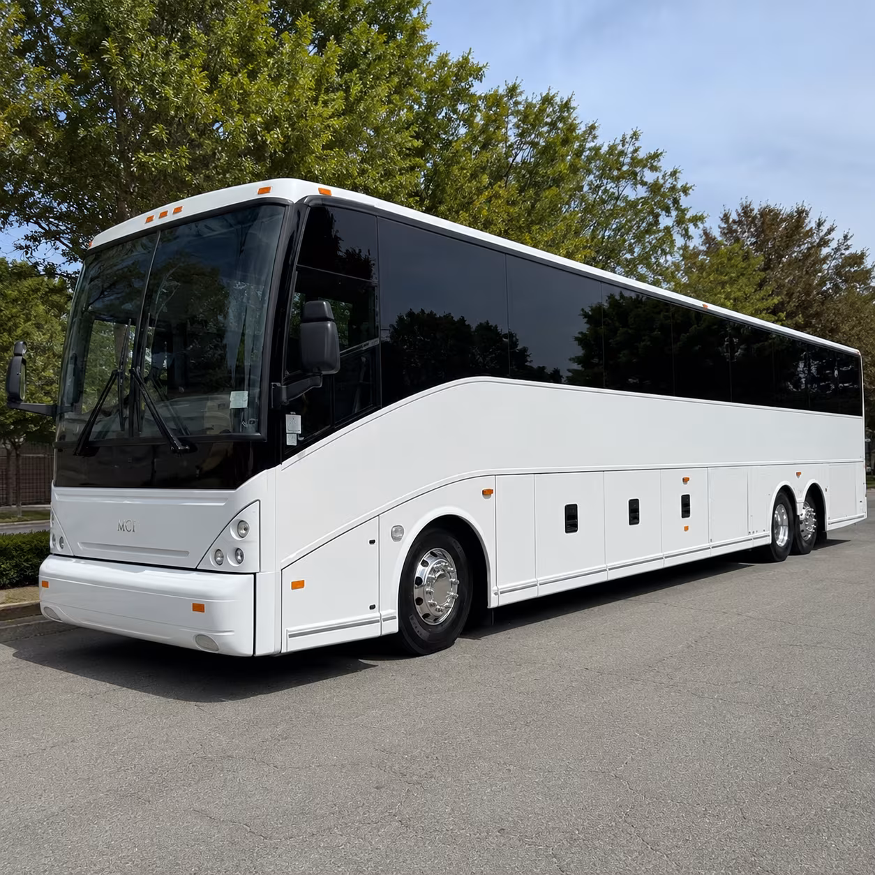 charter buses for corporate events and conference shuttles in edison