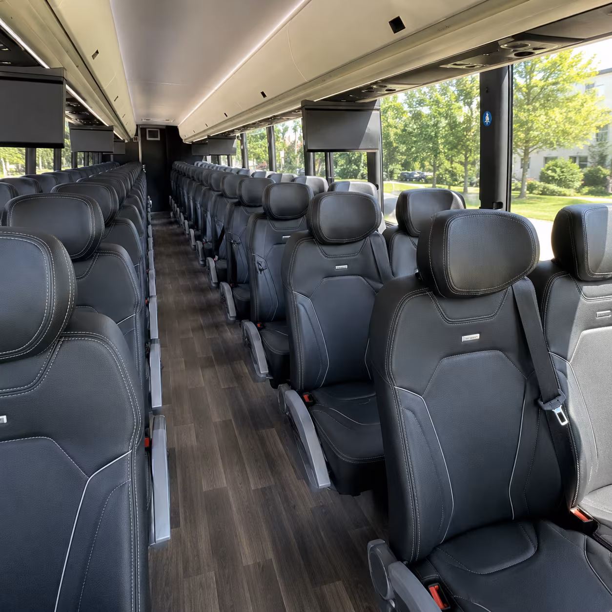 charter buses for religious retreats and overnight trips from edison