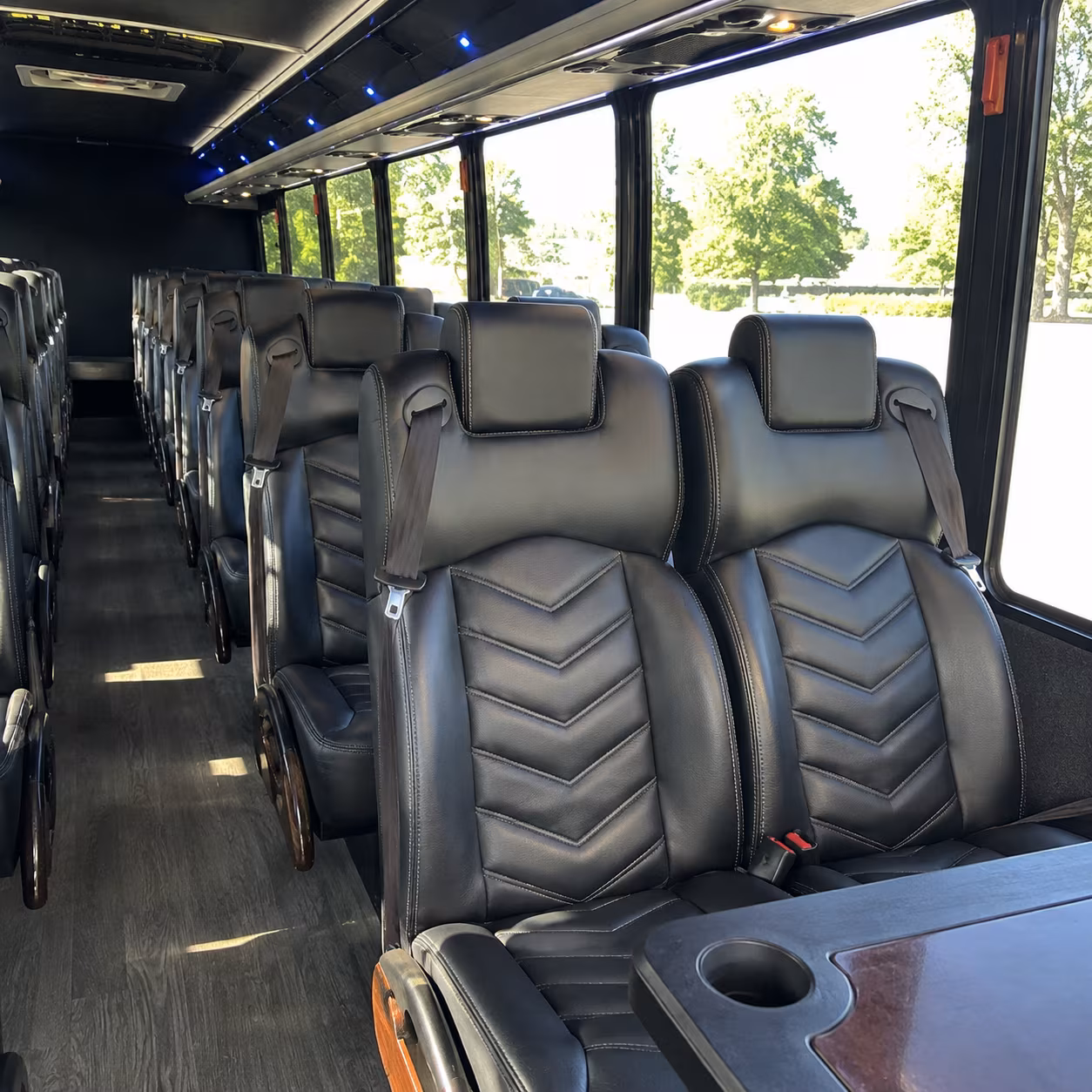 do extra stops add to the cost of a bus rental in edison