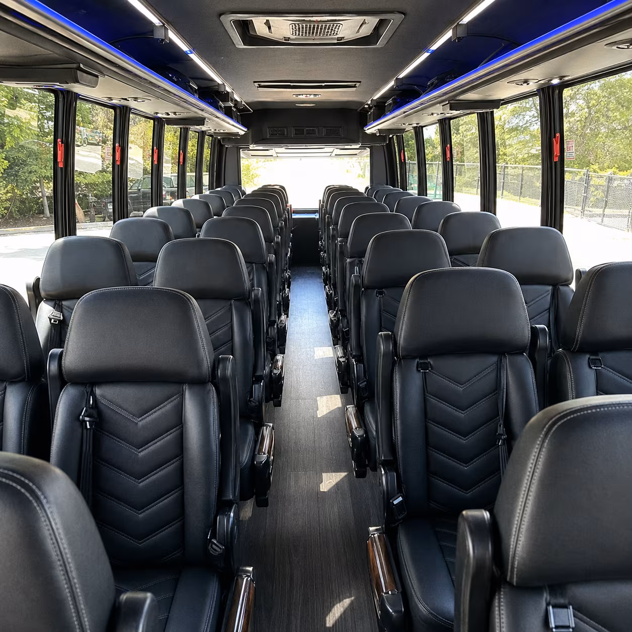 does the day of the week or the date change what a bus costs in edison