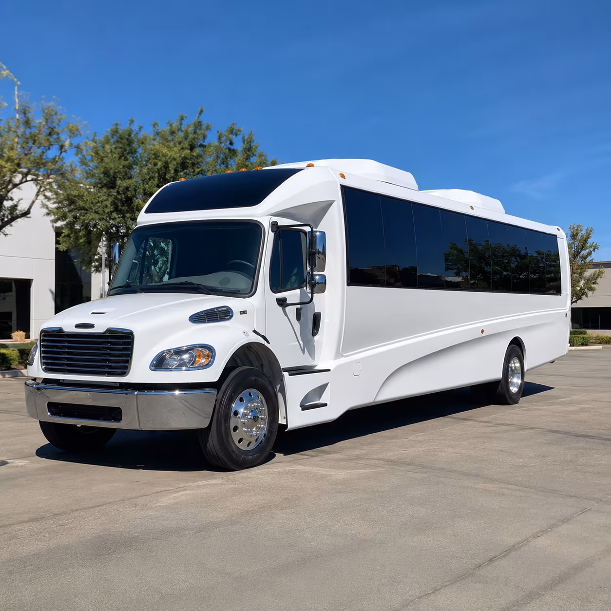 edison 28 passenger minibus