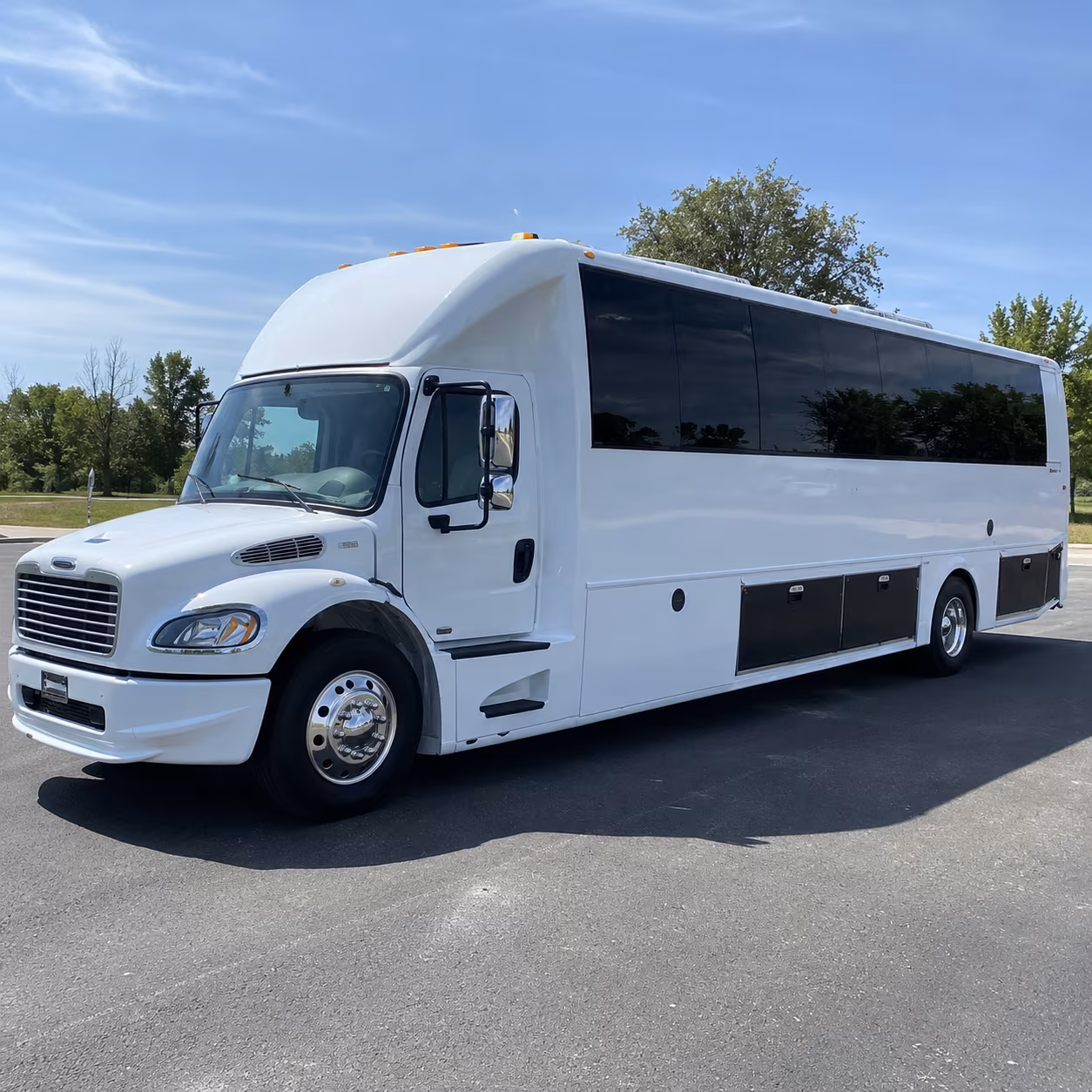 edison 40 passenger party bus