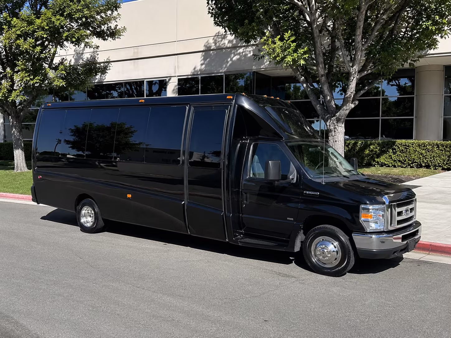 edison new york city party bus rental
