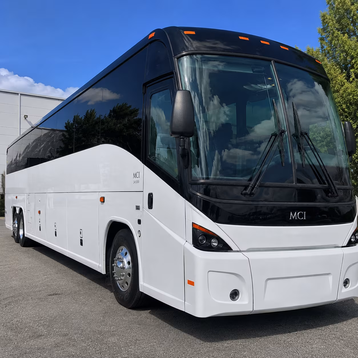 find the perfect transportation for your next airport transfer 2