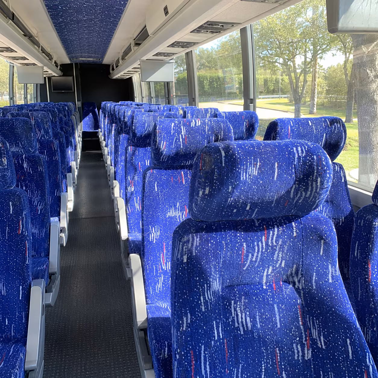 out of state bus rentals from edison for weekend group getaways