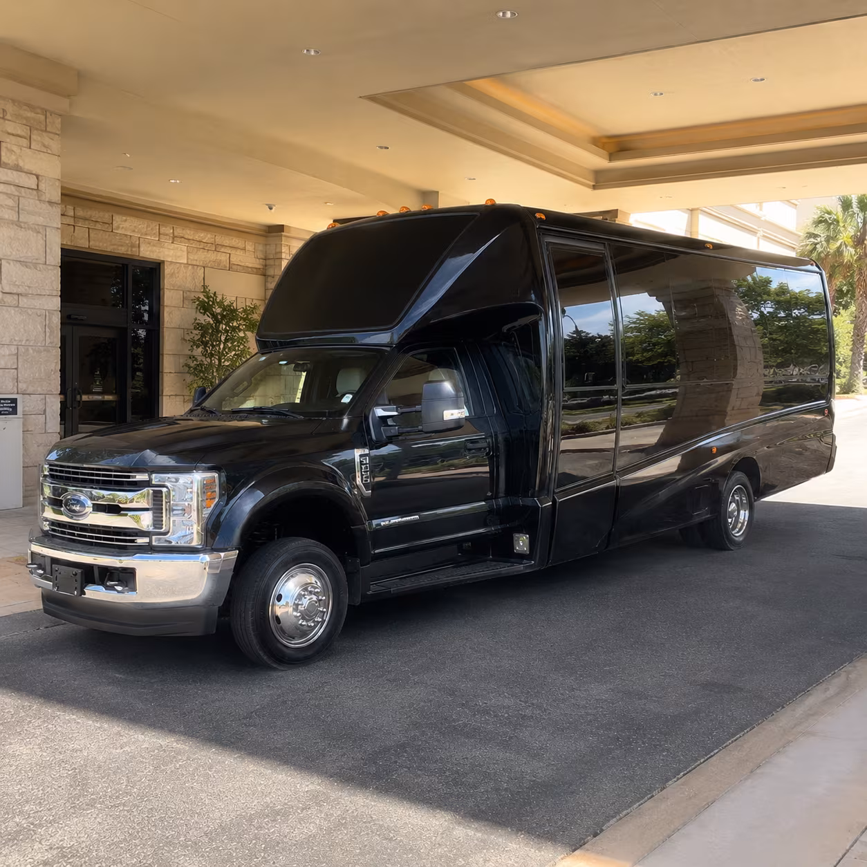 party bus rentals for edison area proms at pines manor and beyond