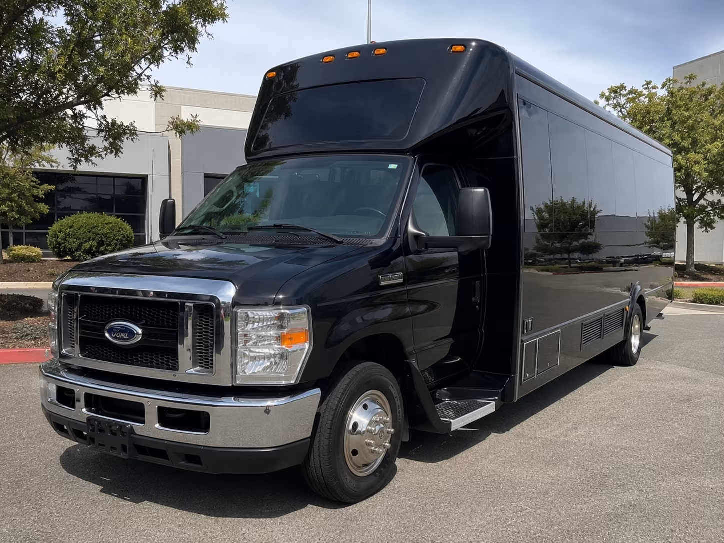 party buses for bachelorette wine tours across central new jersey