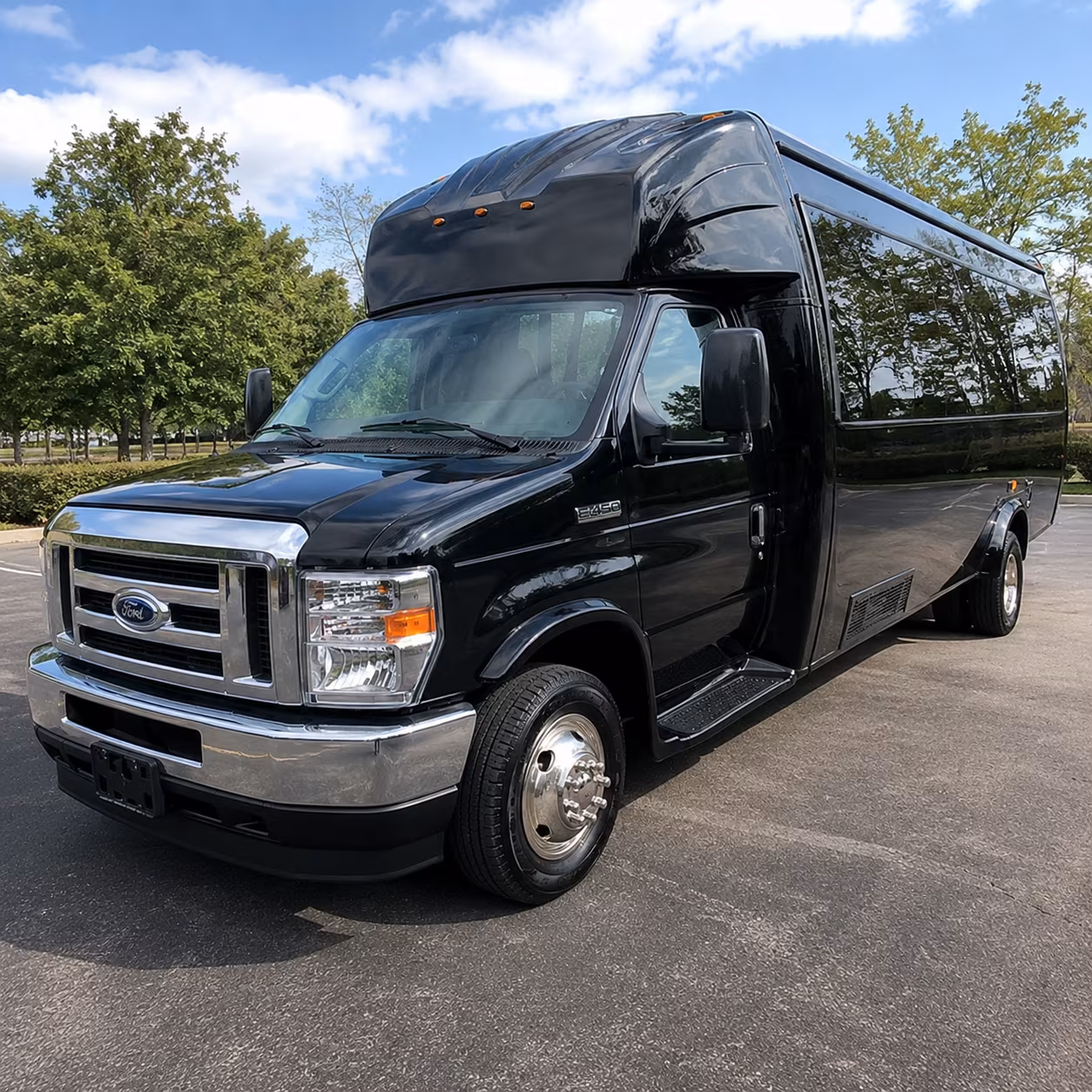 rent a party bus in edison for prom pre party dinners and photos